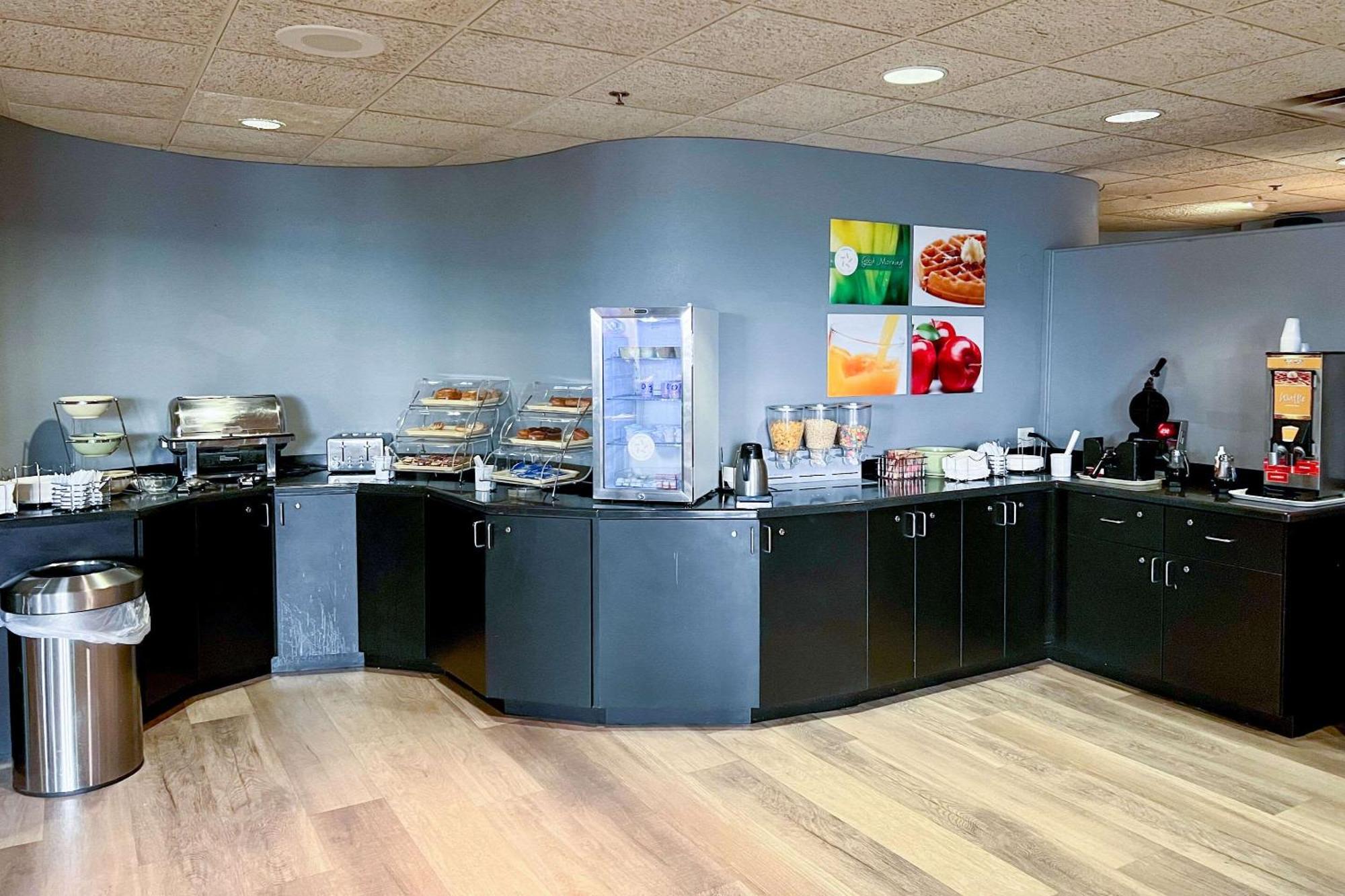 Quality Inn & Suites Orland Park - Chicago Exteriör bild
