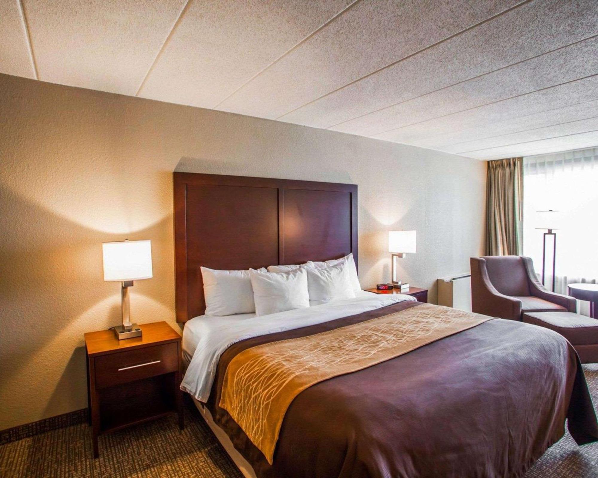 Quality Inn & Suites Orland Park - Chicago Exteriör bild